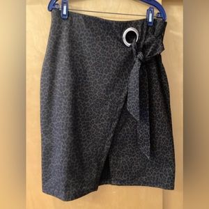 Bob Mackie wrap skirt.  Sz L.